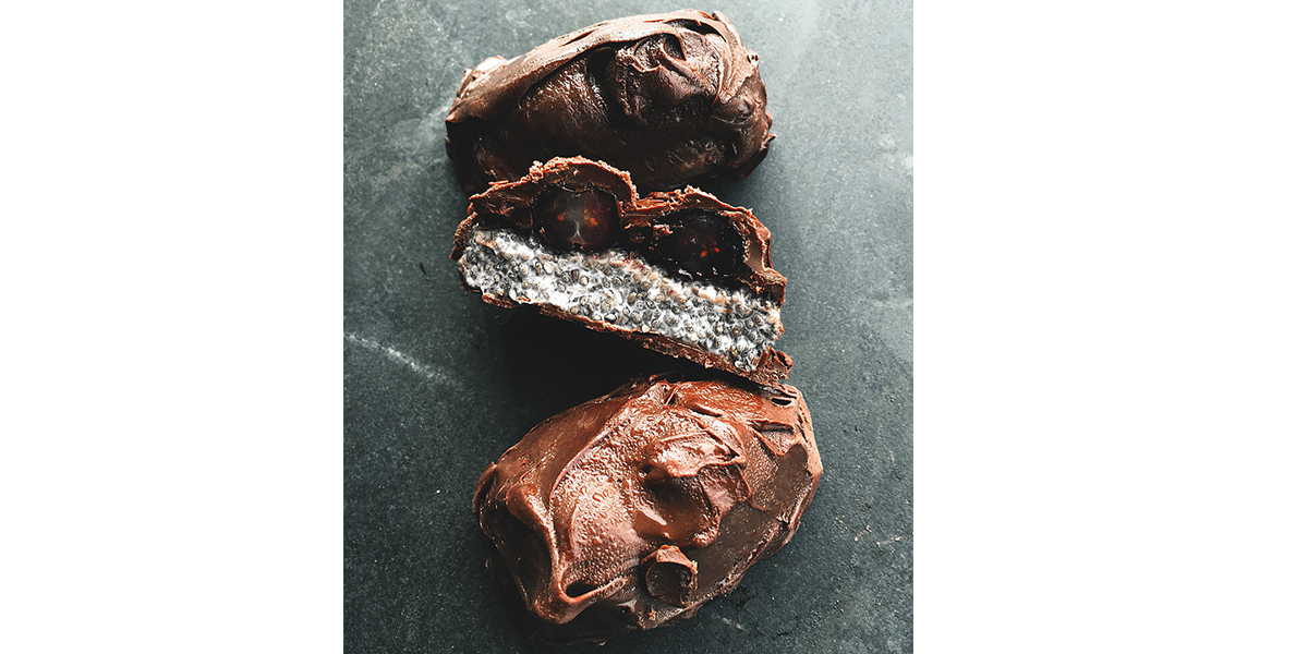 Rocher Myrtilles, graines de chia et lait de coco