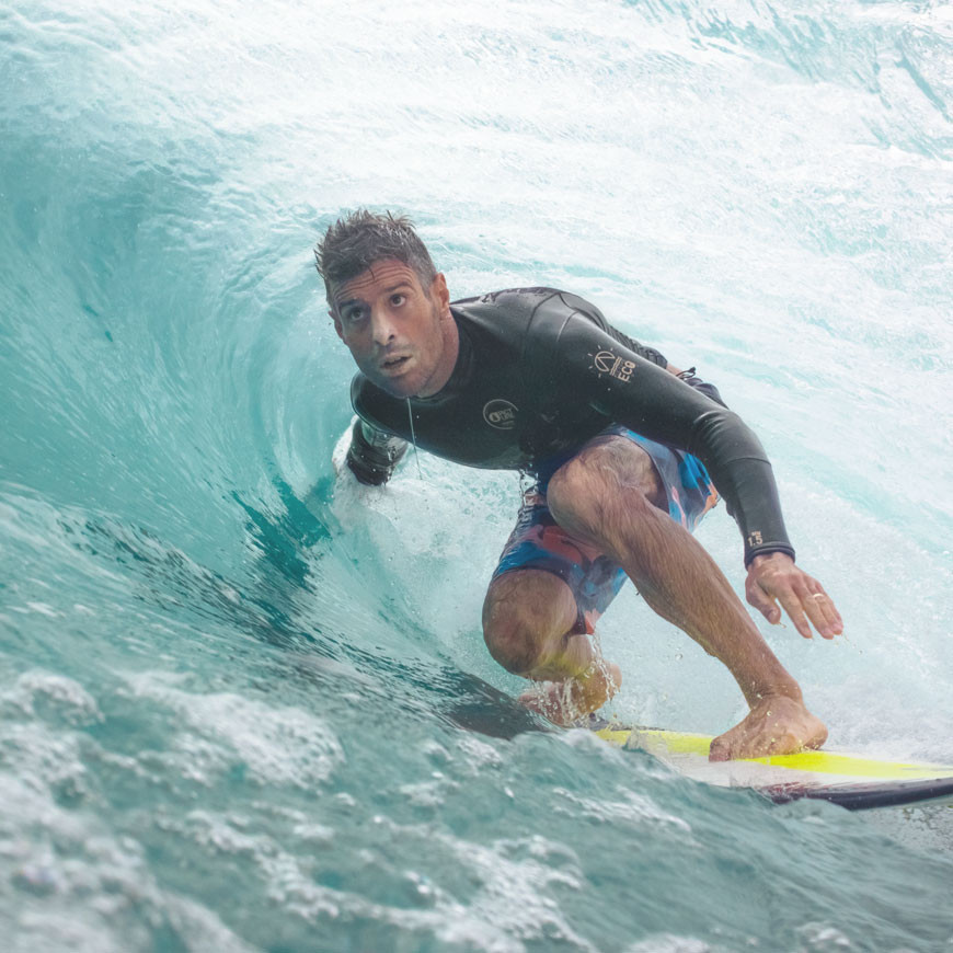 Unverzichtbares Duo zum Surfen gehen